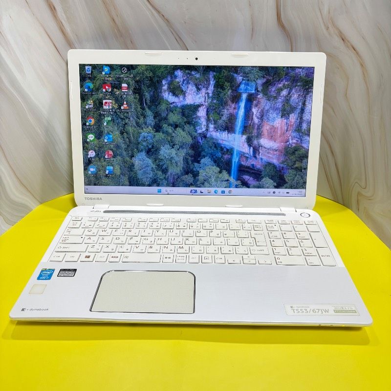 バッテリー◎爆速Core i7☆dynabookノートパソコン☆メモリ8GB 新品SSD