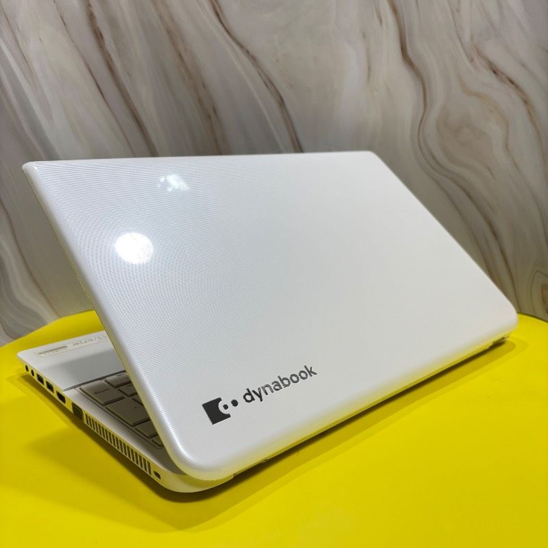 バッテリー◎爆速Core i7☆dynabookノートパソコン☆メモリ8GB 新品SSD