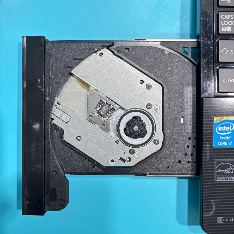 Core i7✨東芝ノートPC✨Win11 SSD8GBカメラ付 - メルカリ
