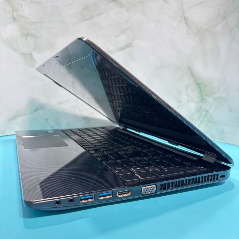 Core i7✨東芝ノートパソコン✨メモリ8GB 新品SSD windows11 カメラ 
