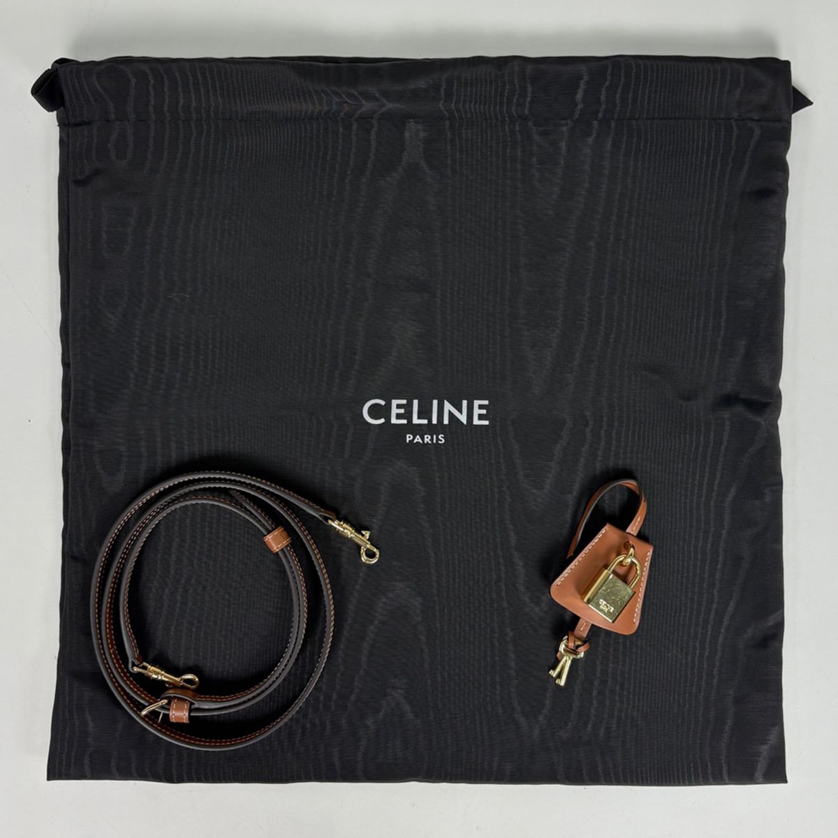 セリーヌ CELINE ティーン オノリン バッグ トリオンフ 2WAY 