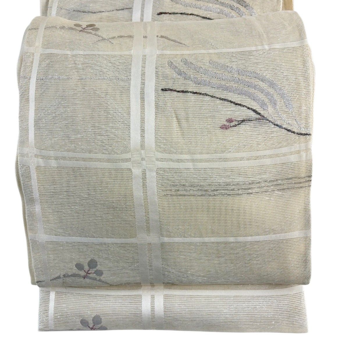 袋帯 秀品 夏帯 絽 草花 箔 ベージュ 六通 正絹 【中古】 - メルカリ 袋帯 秀品 夏帯 絽 草花 箔 ベージュ 六通 正絹 【中古】 - メルカリ