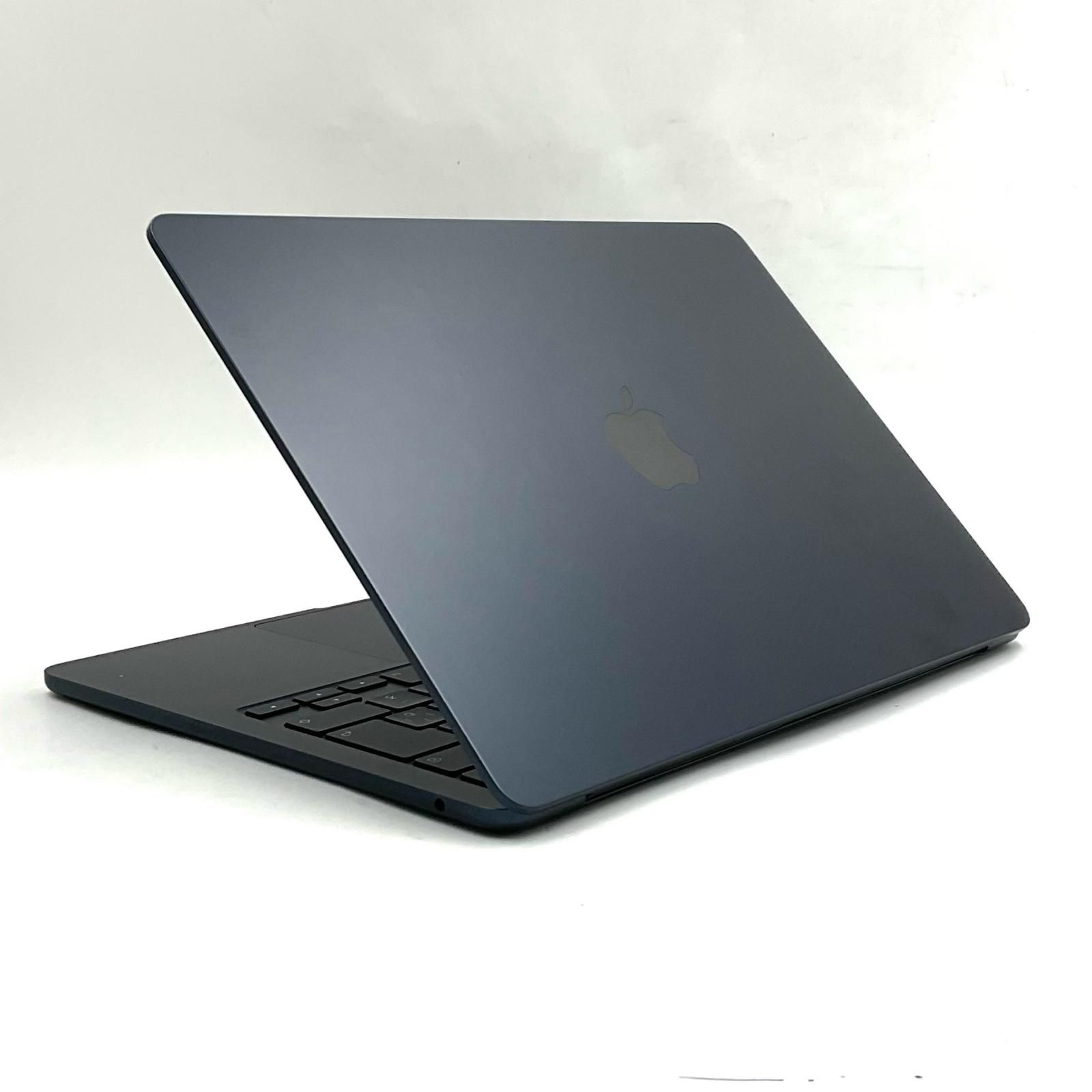 美品】MacBook Air 16GB 256GB M2 13.6