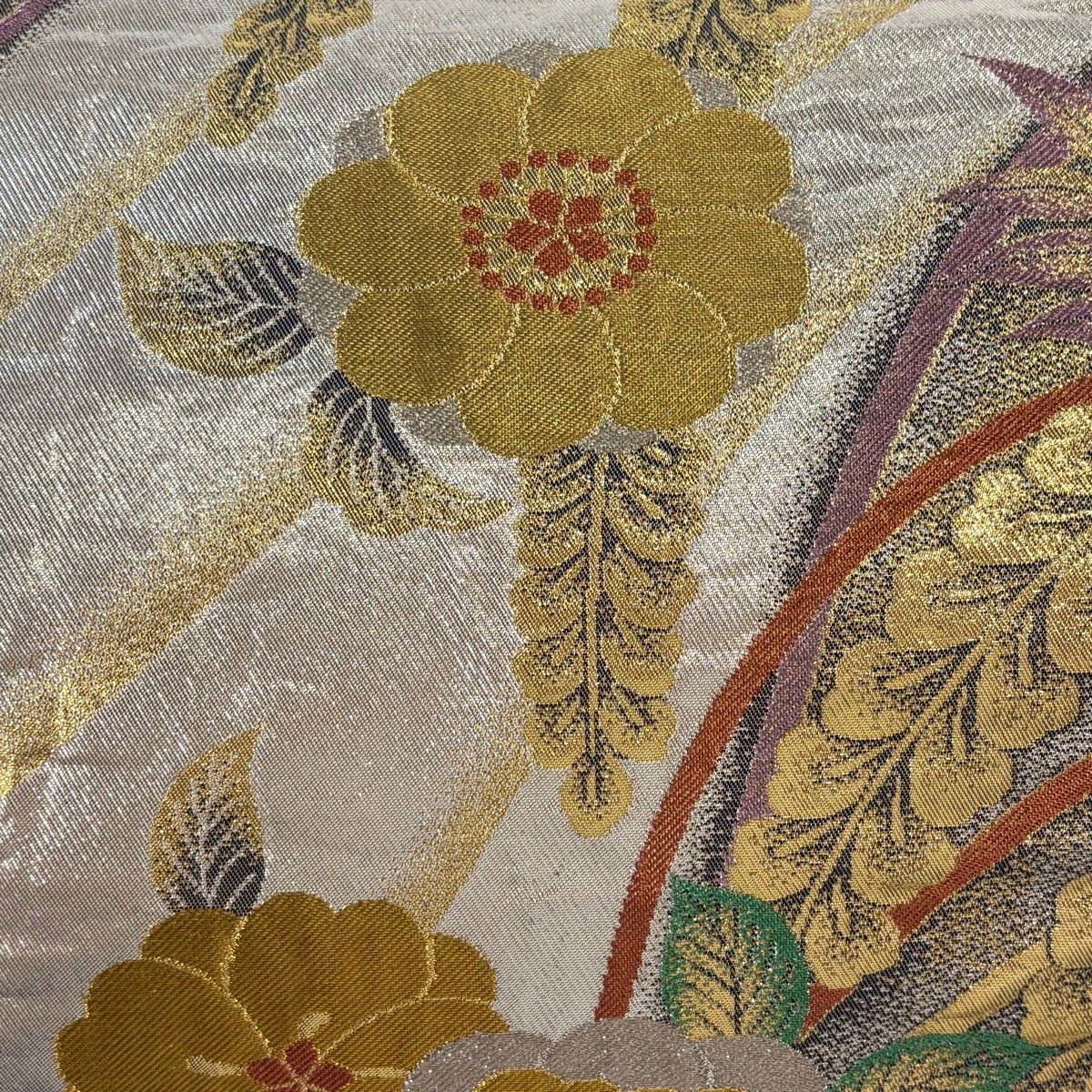 袋帯 美品 秀品 華文 花蝶 金銀糸 箔 金色 六通 正絹 【中古】