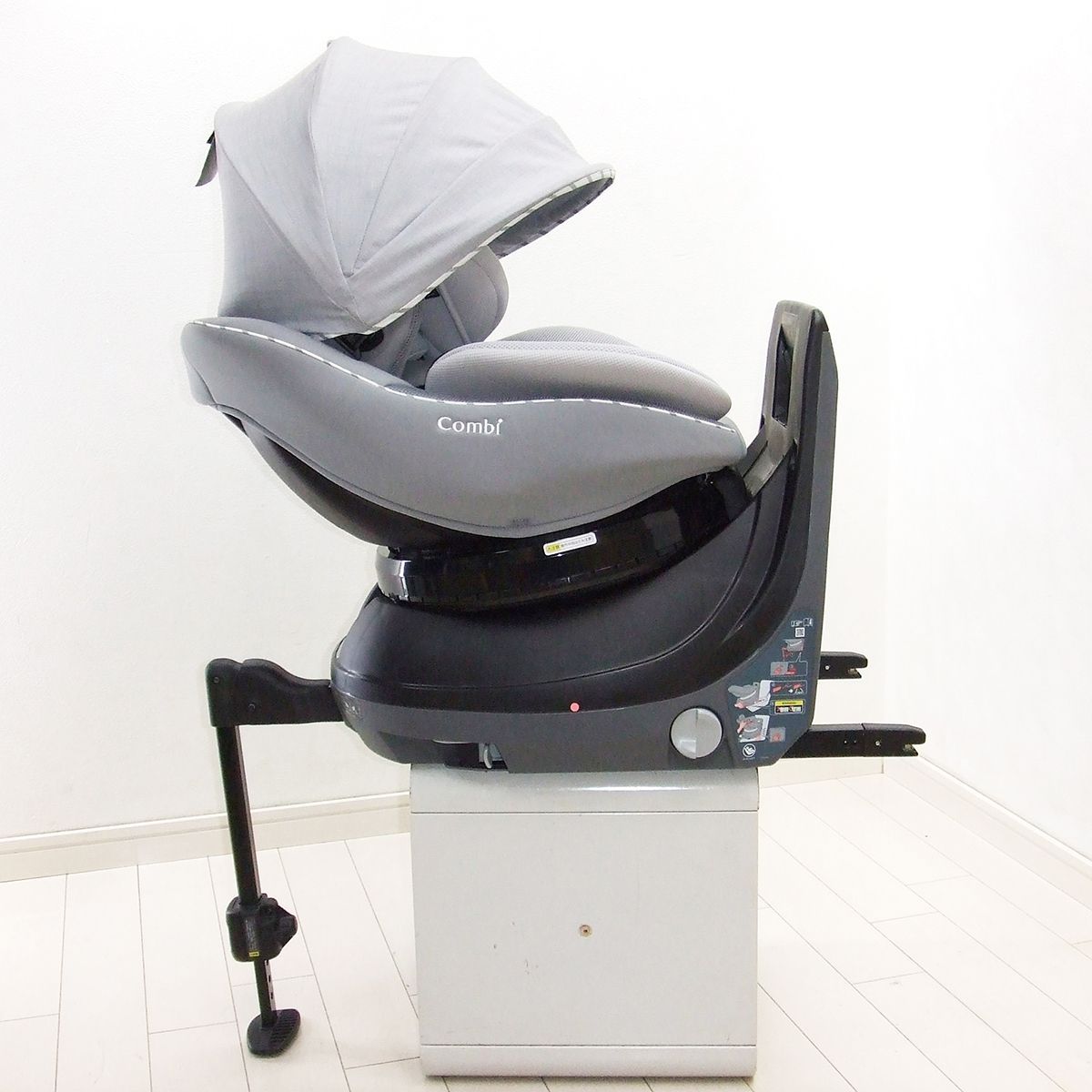 美品 チャイルドシート 中古 コンビ クルムーヴ アドバンス ISOFIX 