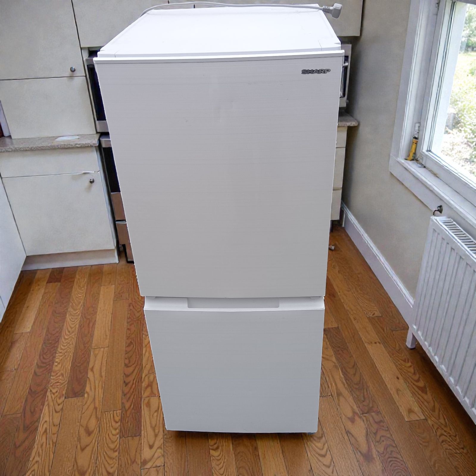 2021年製 152L SHARP 冷蔵庫 SJ-D15G 左右開き ホワイト 白 2021年製 152L SHARP 冷蔵庫 SJ-D15G 左右開き ホワイト 白