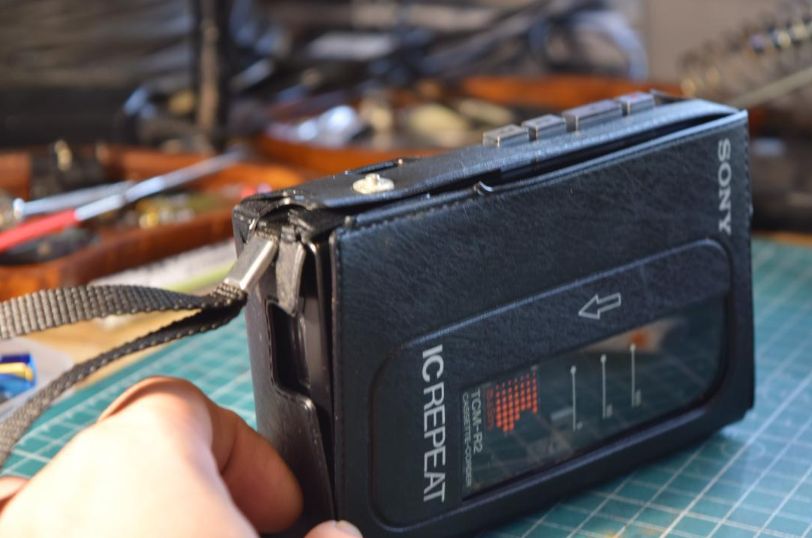 ソニー SONY TCM-R2 レアカセットレコーダー 動作品 修理完了品 合皮