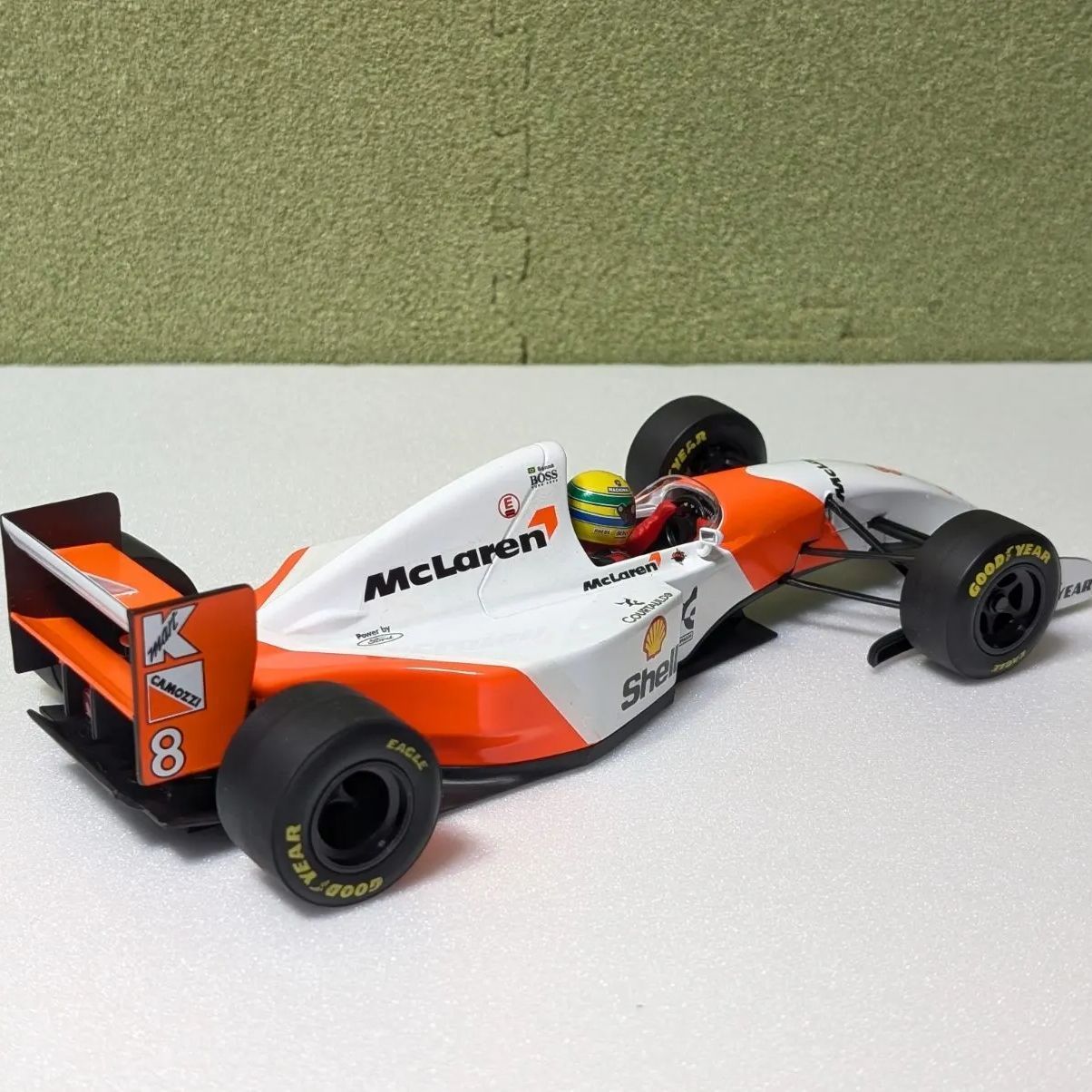 1/18 マクラーレンMP4/8 アイルトン・セナ F1 ミニチャンプス 中古