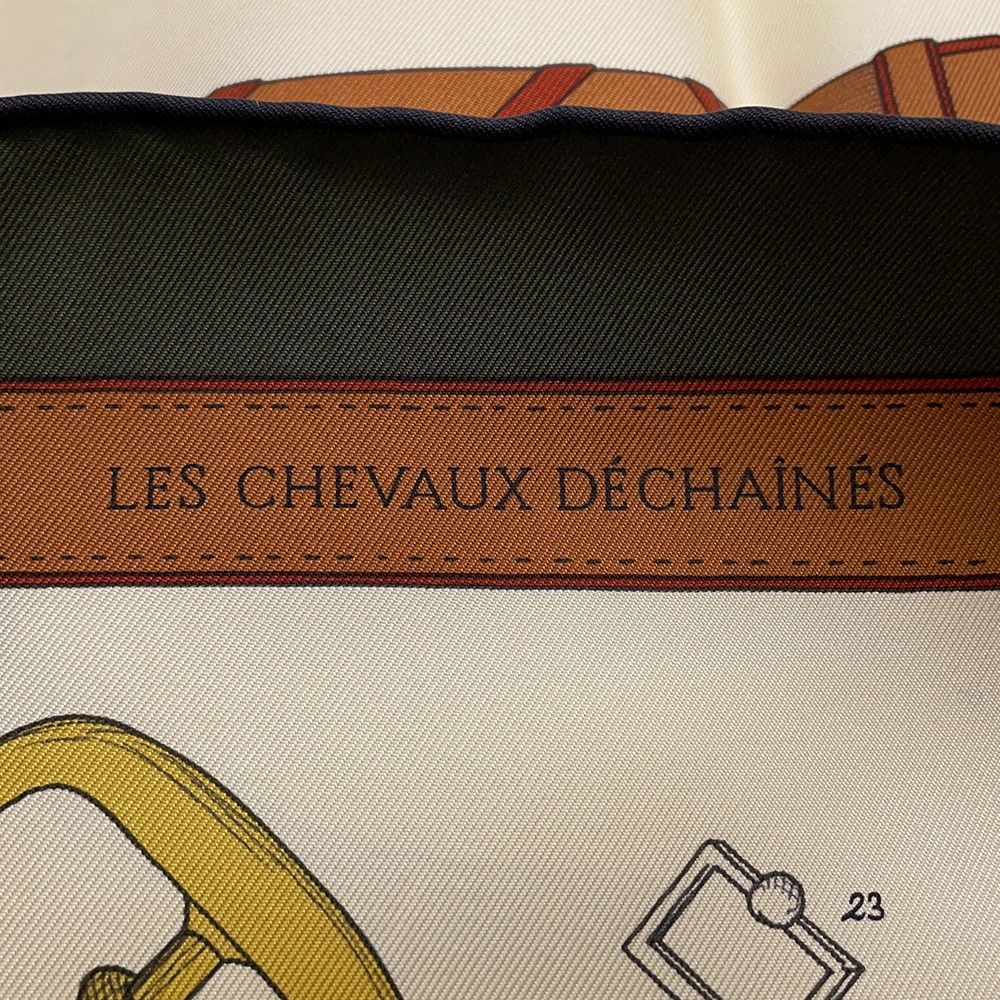 エルメス スカーフ カレ90 シュヴォー・デシェネ シルク HERMES 2025年