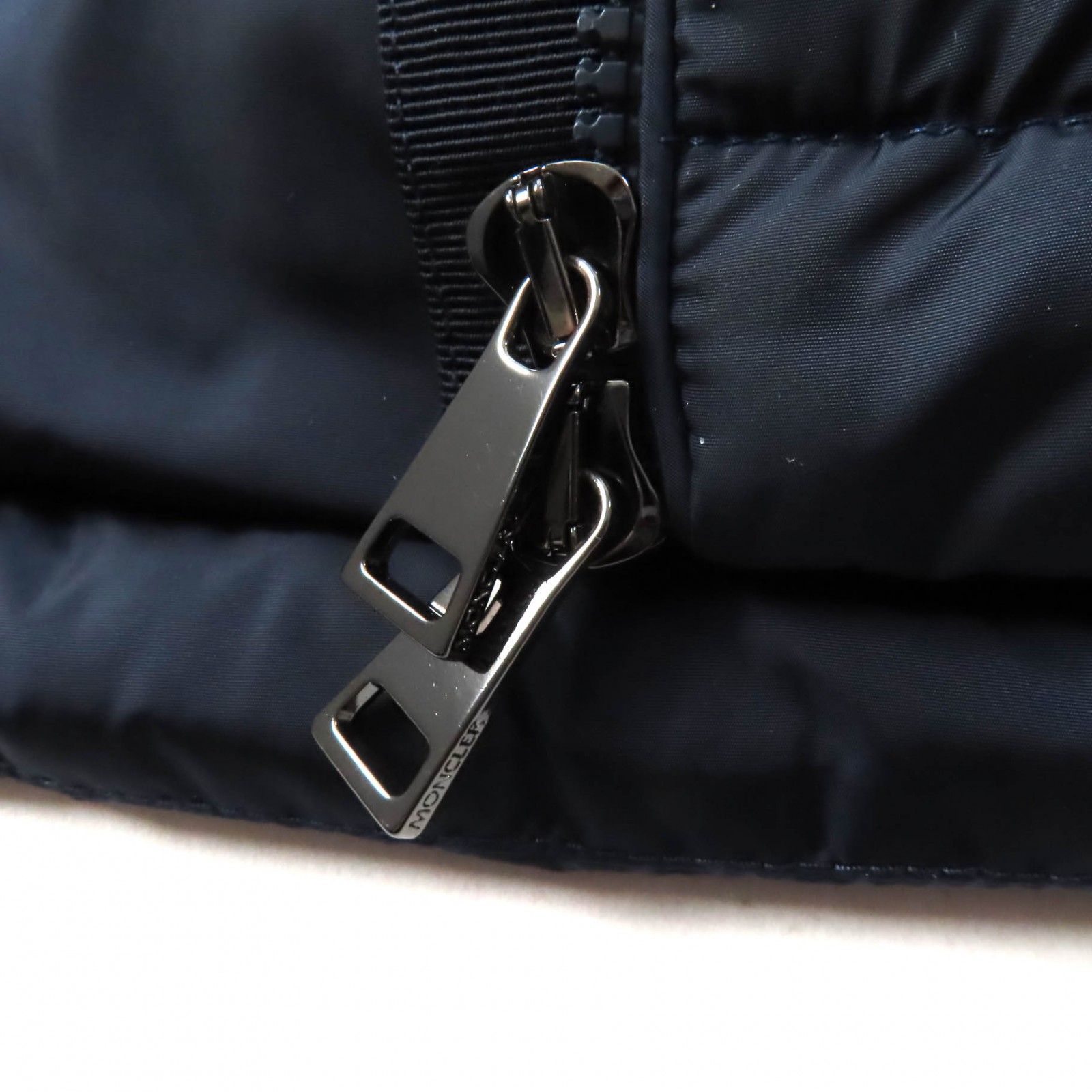 極美品☆MONCLER モンクレール FLAMMETTE フード・ロゴワッペン付 ZIP 