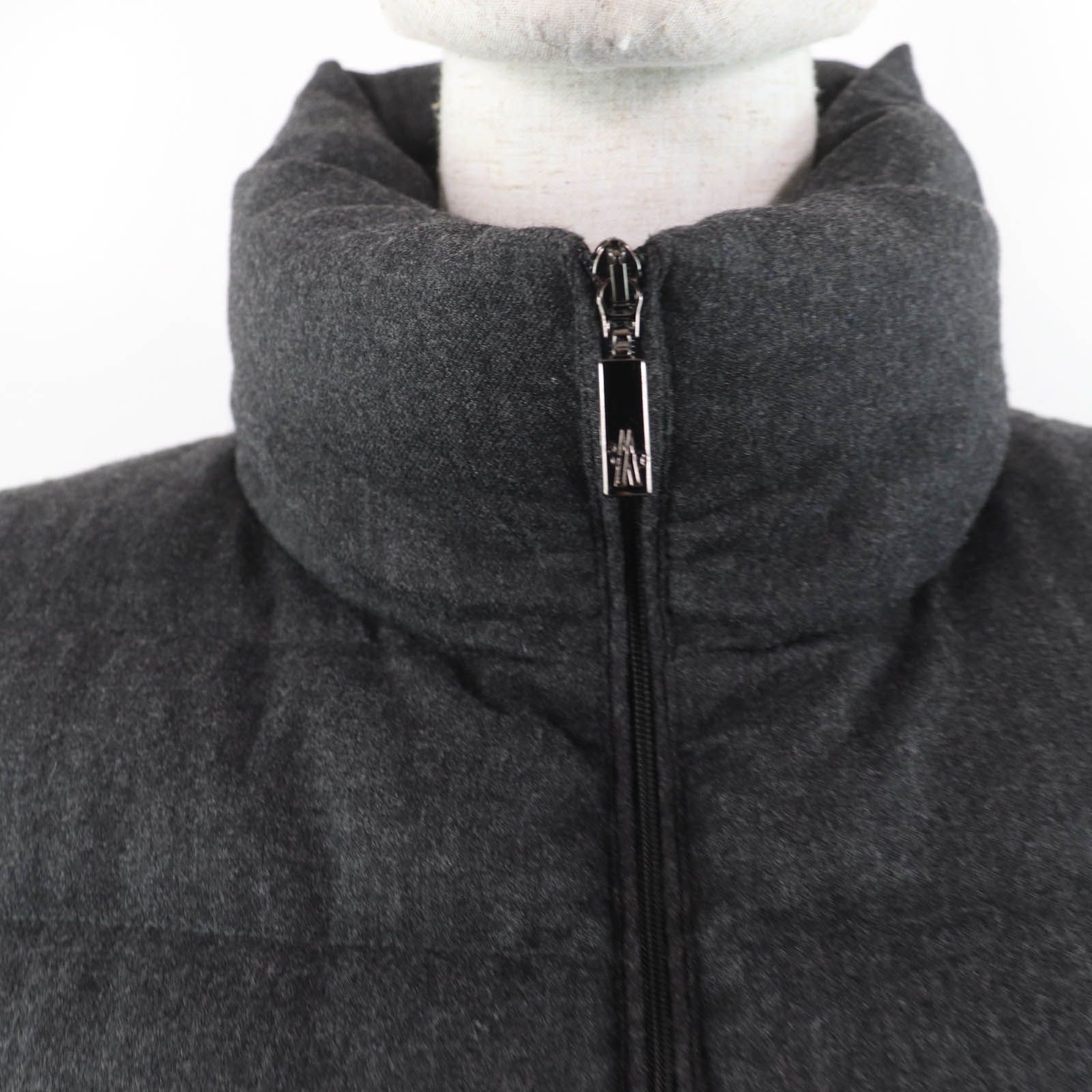 美品☆MONCLER モンクレール SOLOGNE ウール100％ ロゴタグ付 ZIP UP 