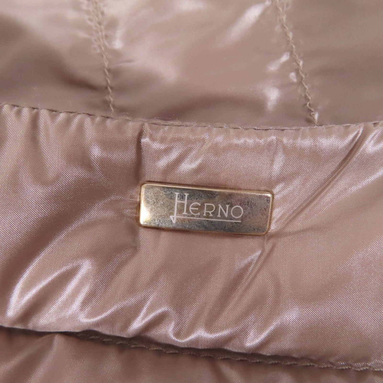未使用品☆Herno ヘルノ PI0918D ナイロン コットン切替 ノーカラー 