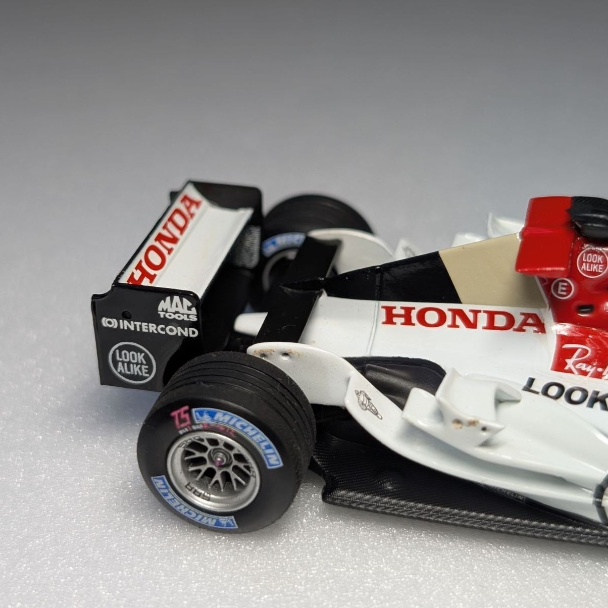 2台セット ミニチャンプス 1/43 BAR006 佐藤琢磨 通常バージョン 日本