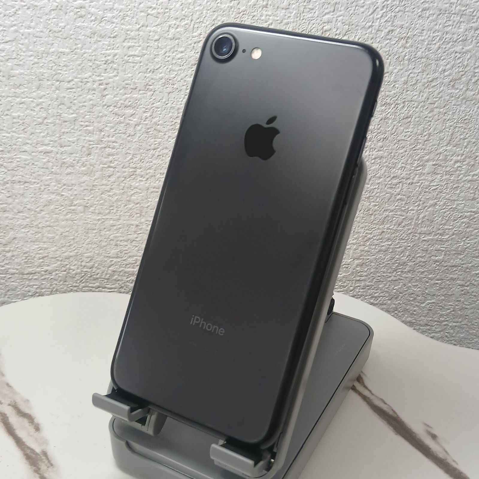 iPhone7 32GB SIMロック解除済 ブラック - メルカリ