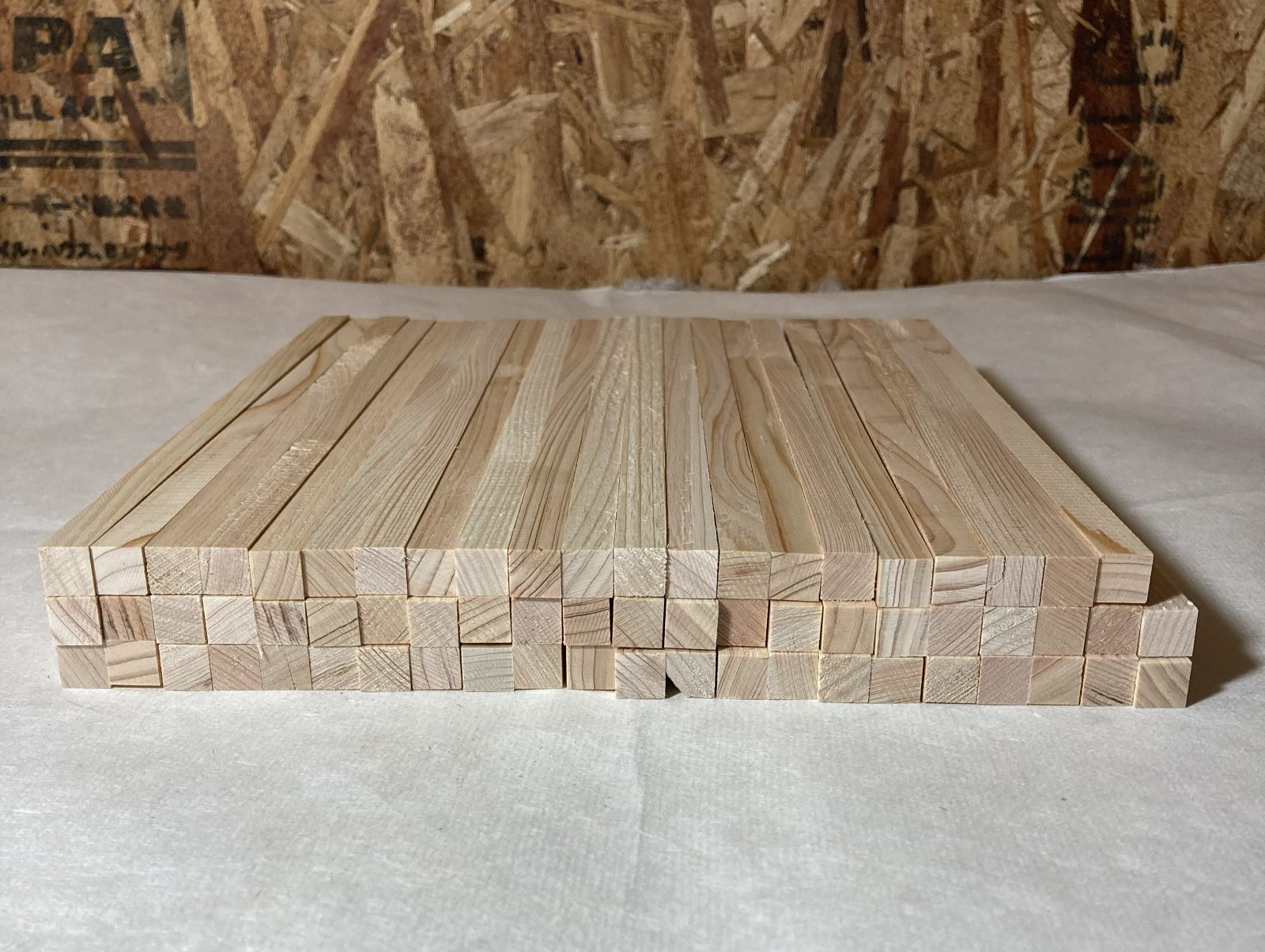 B級品 ヒノキ 65本 高級箸木材 木材箸材料 端材 角材 角棒 DIY工作 