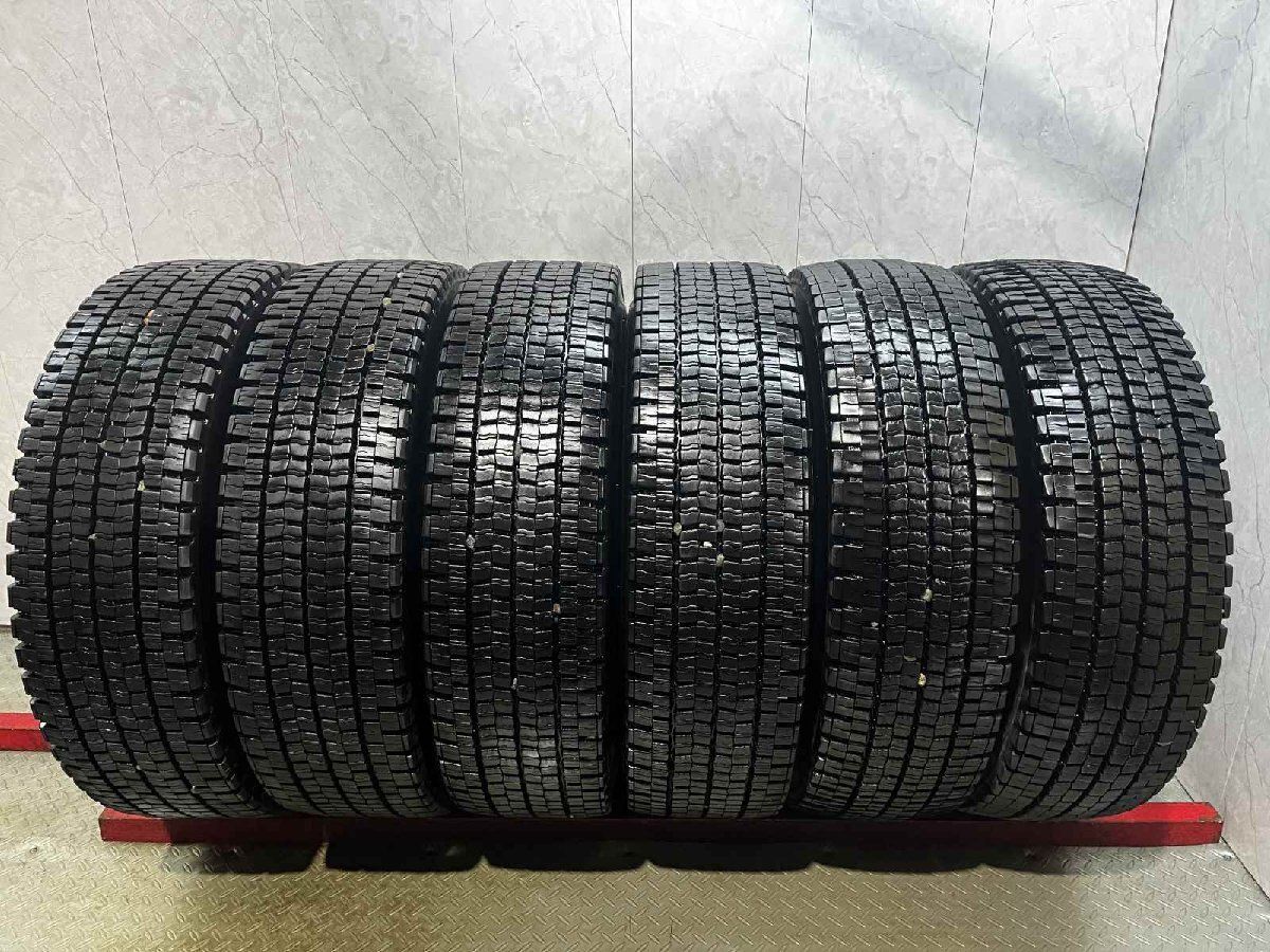 19年製。スタッドレス トラックタイヤ DECTES SP001 215/70R17.5 245 