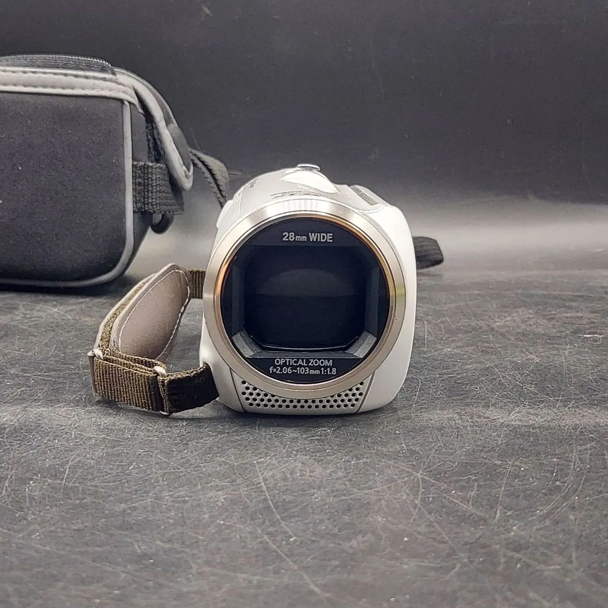 □13 Panasonic HC-V520M 動作未確認 ホワイト ビデオカメラ - メルカリ