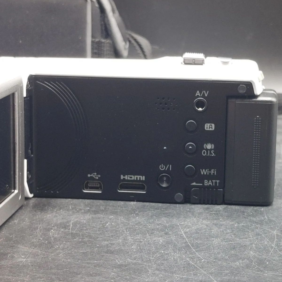 □13 Panasonic HC-V520M 動作未確認 ホワイト ビデオカメラ - メルカリ
