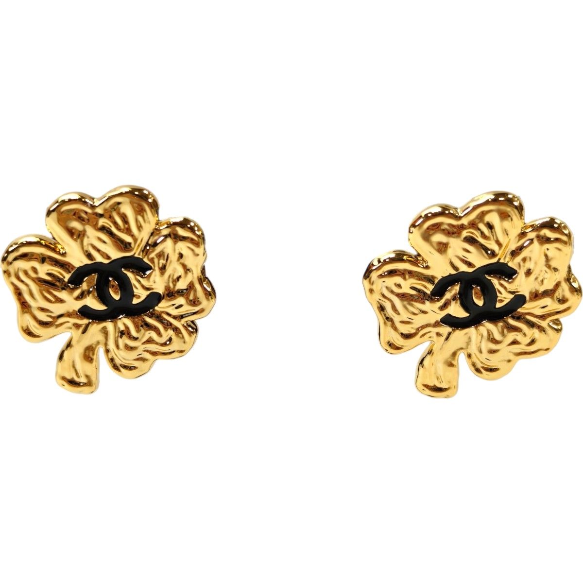 CHANEL シャネル クローバー ピアス ゴールド 管理番号：11090 - メルカリ