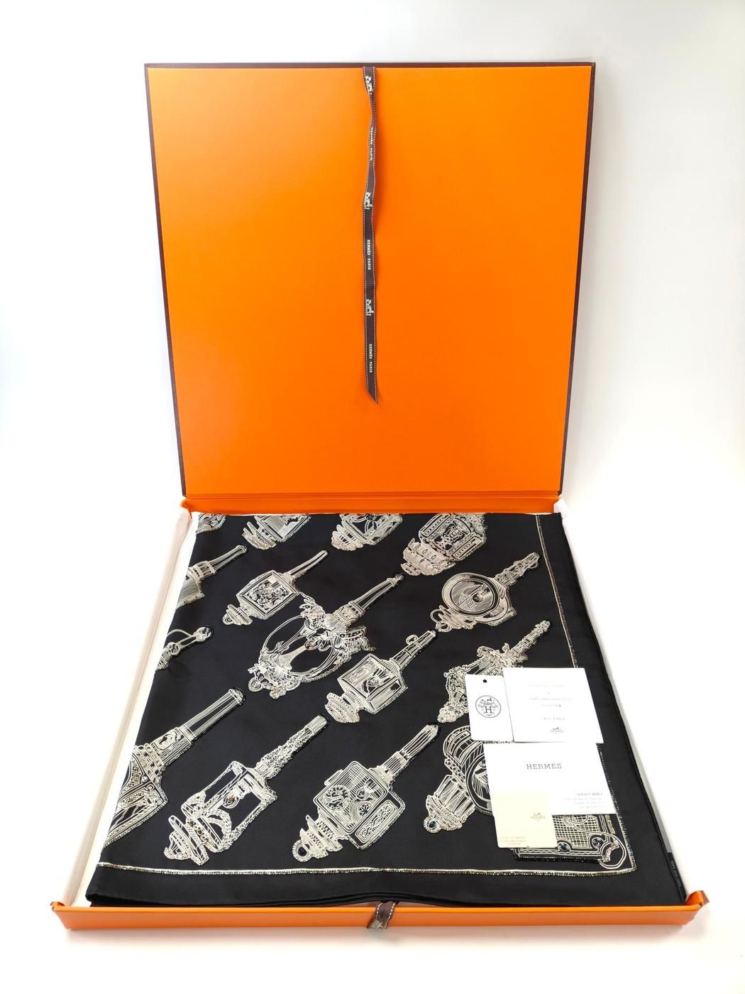 HERMES エルメス カレ90 メルヴェイユーズ・ランタン シルク スカーフ