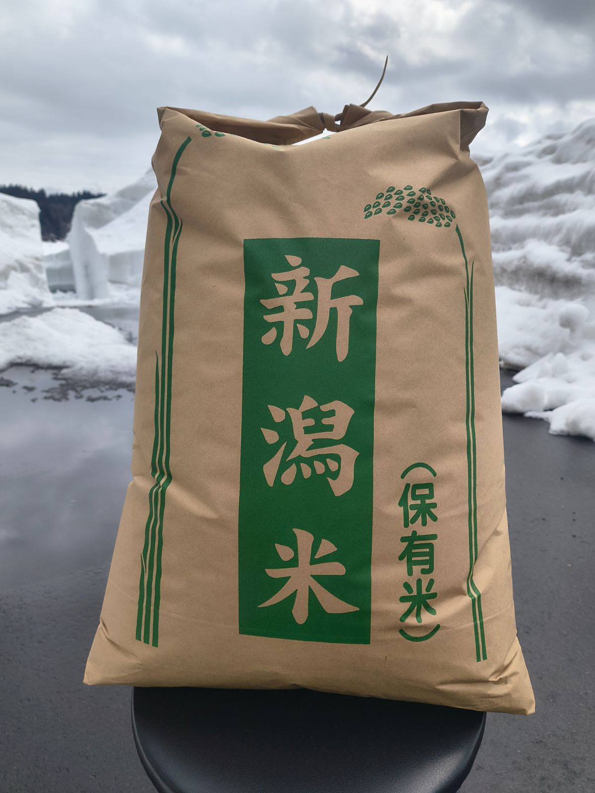 新潟県産 令和7年コシヒカリ 玄米30kg 送料無料 - メルカリ