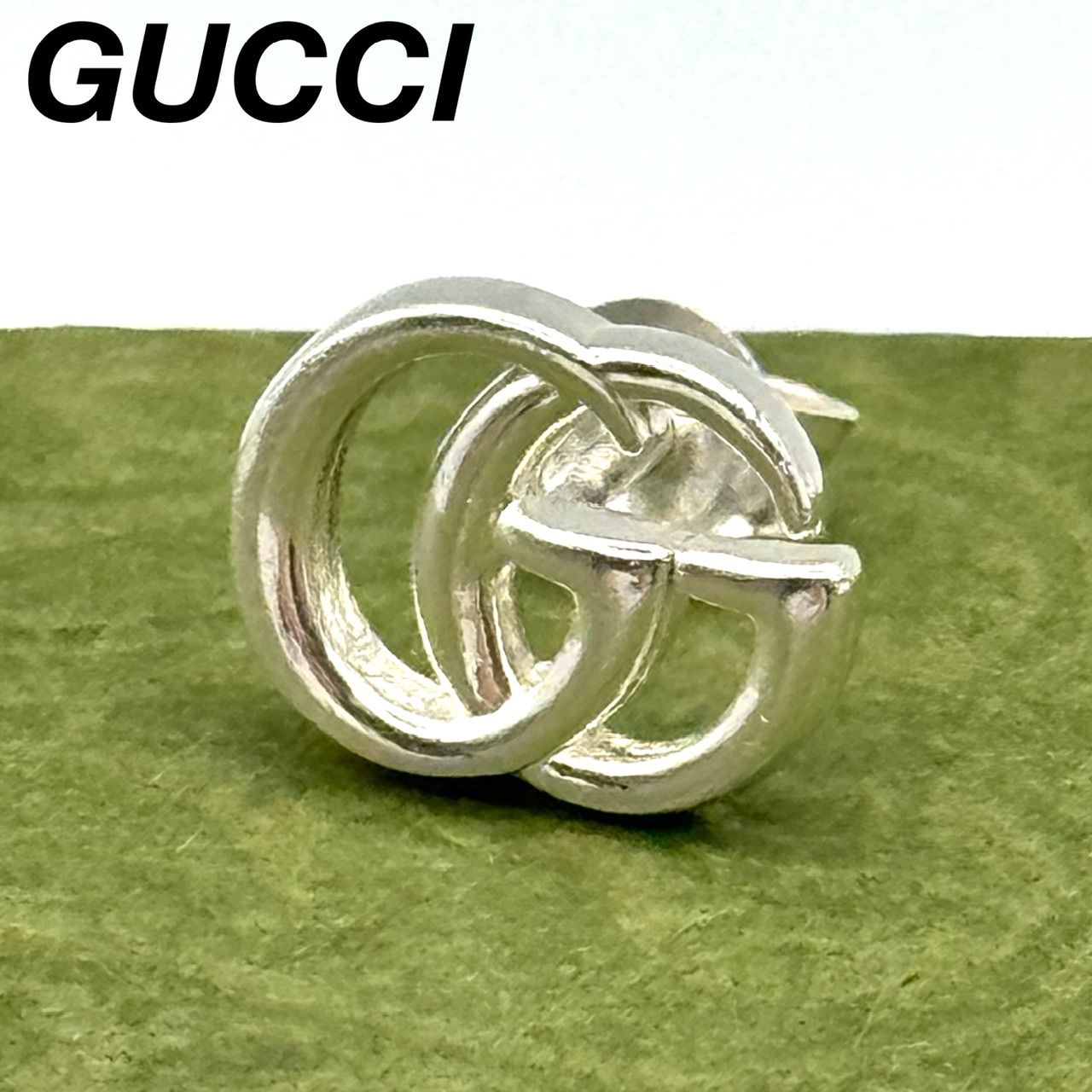 美品‼️GUCCI GGマーモントピアス　片耳❗️ GUCCI マーモント ダブルG スタッズ 片耳 ピアス 3-19-24 - メルカリ