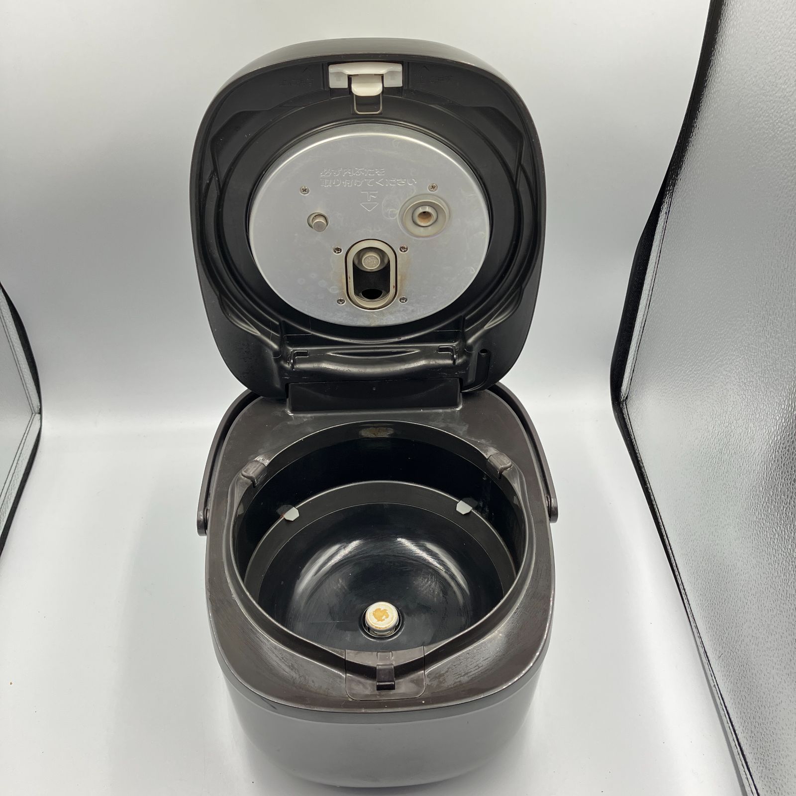 0304-02☆炊飯器☆TOSHIBA☆真空IH☆RC-10VRP☆2020年製☆5.5合☆多