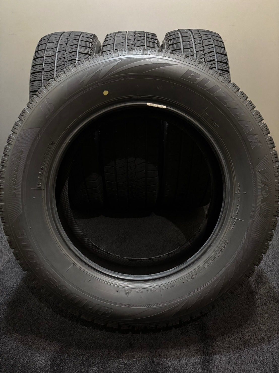 ☆205/65R16 BRIDGESTONE/VRX2 23年製 スタッドレス 4本 ブリヂストン