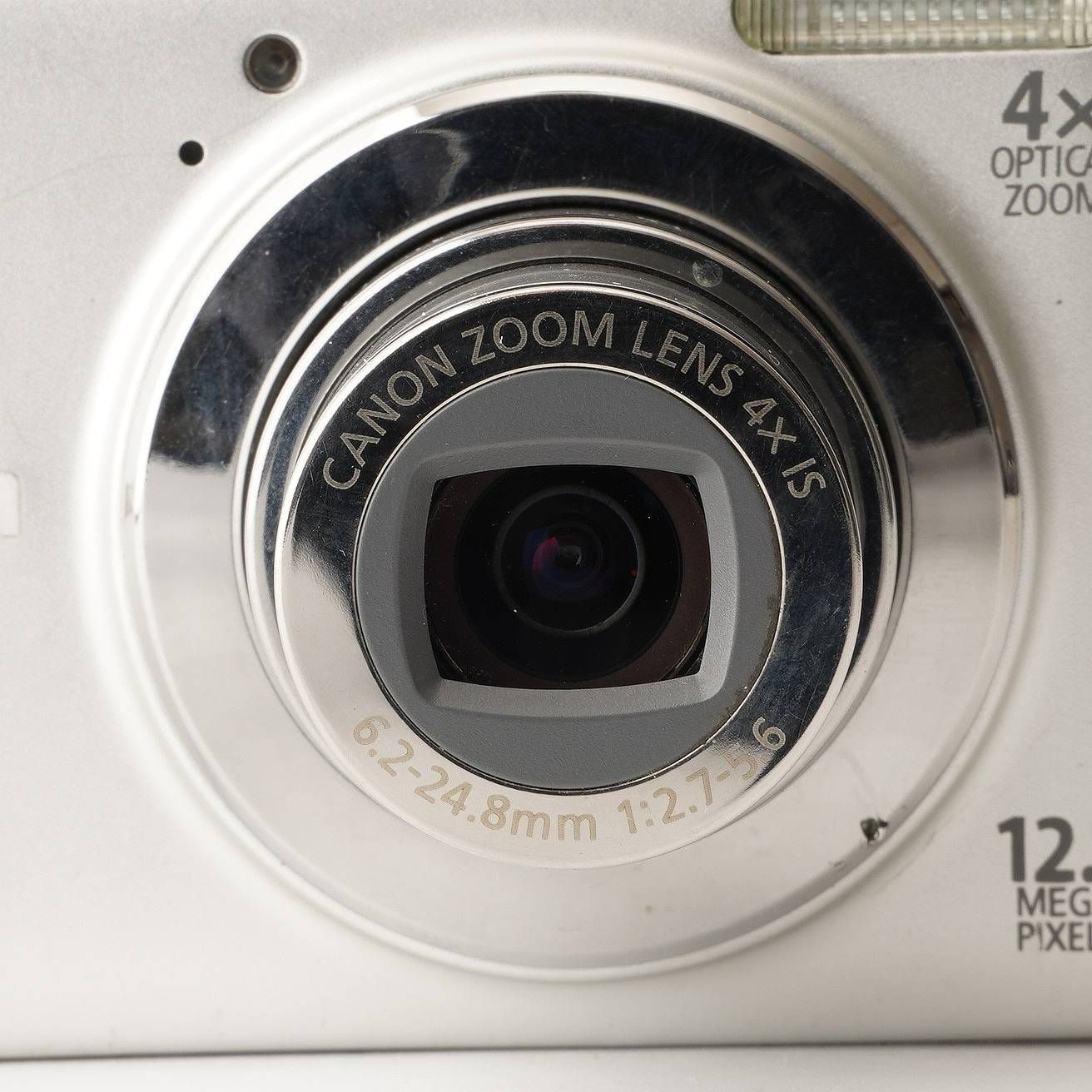 キヤノン Canon PowerShot A3100 IS シルバー 4X 光学ズーム - メルカリ