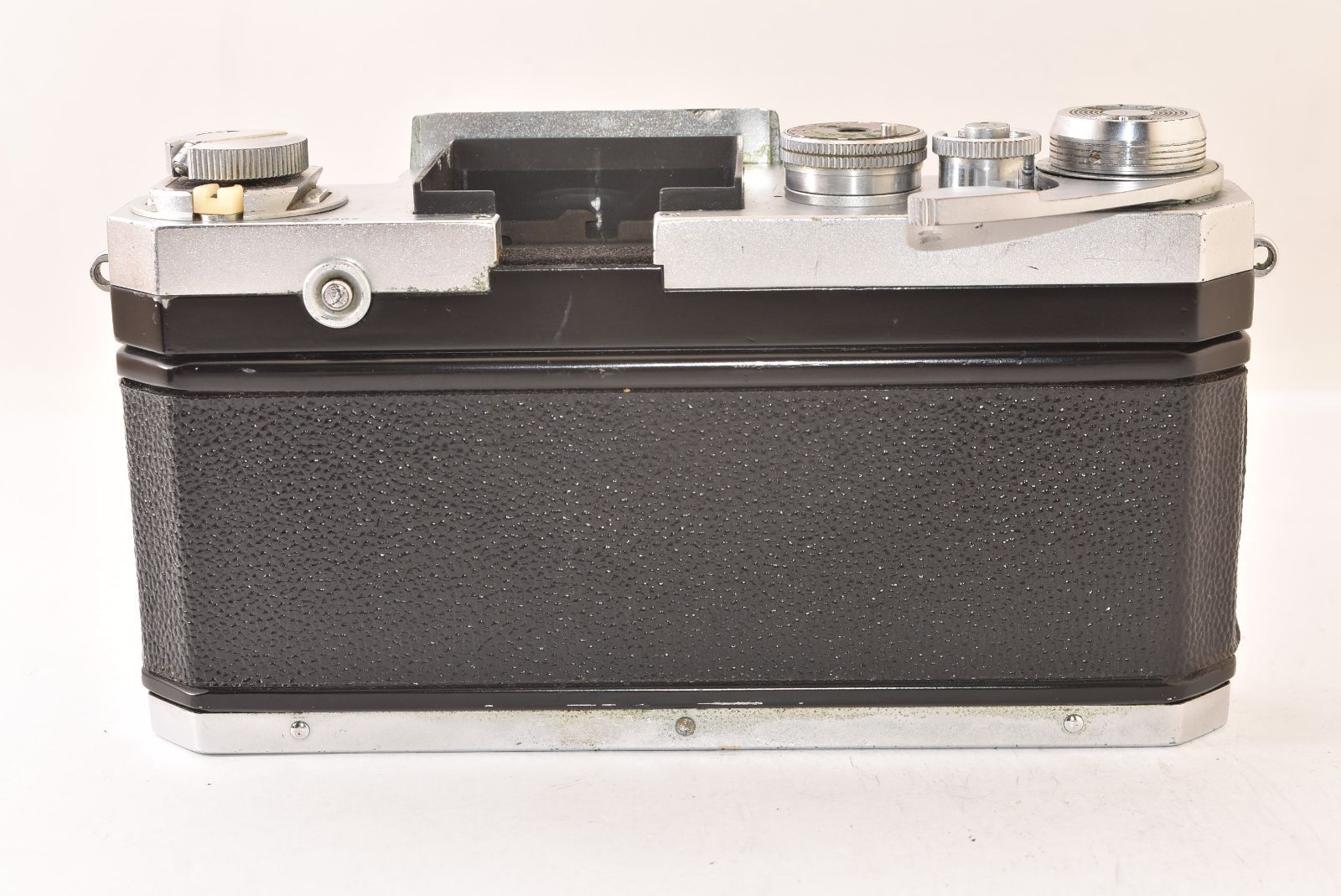 ☆ジャンク品☆ Nikon ニコン F ボディ シルバー ファインダー ☆ジャンク品☆ Nikon ニコン F ボディ シルバー ファインダー