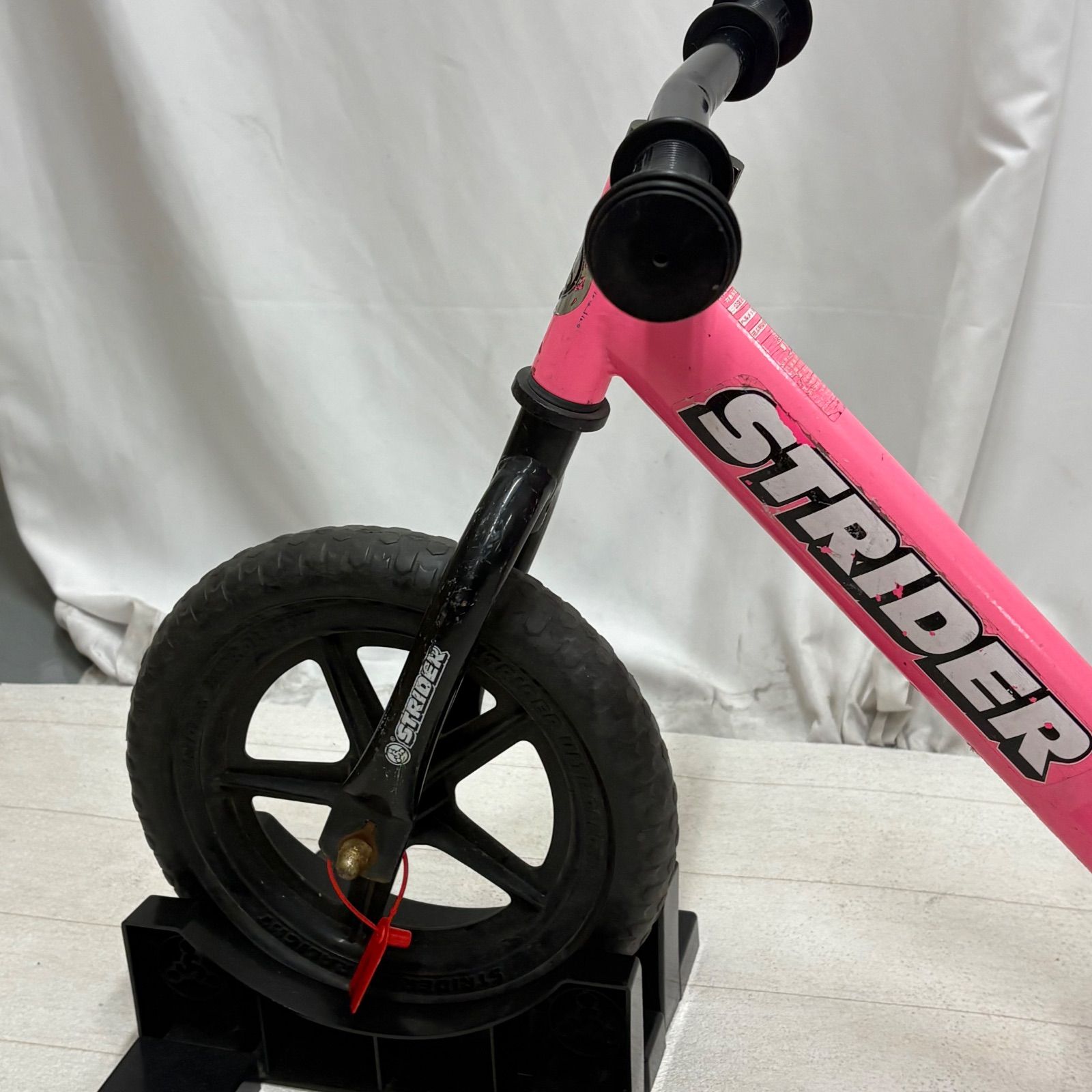 STRIDER ストライダー クラシックモデル 12インチ ピンクバランス 