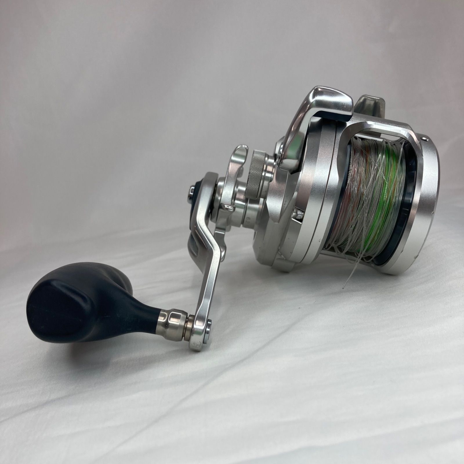SHIMANO シマノ オシアジガー 2000NRHG ベイトリール PE 4-300 JAPAN 