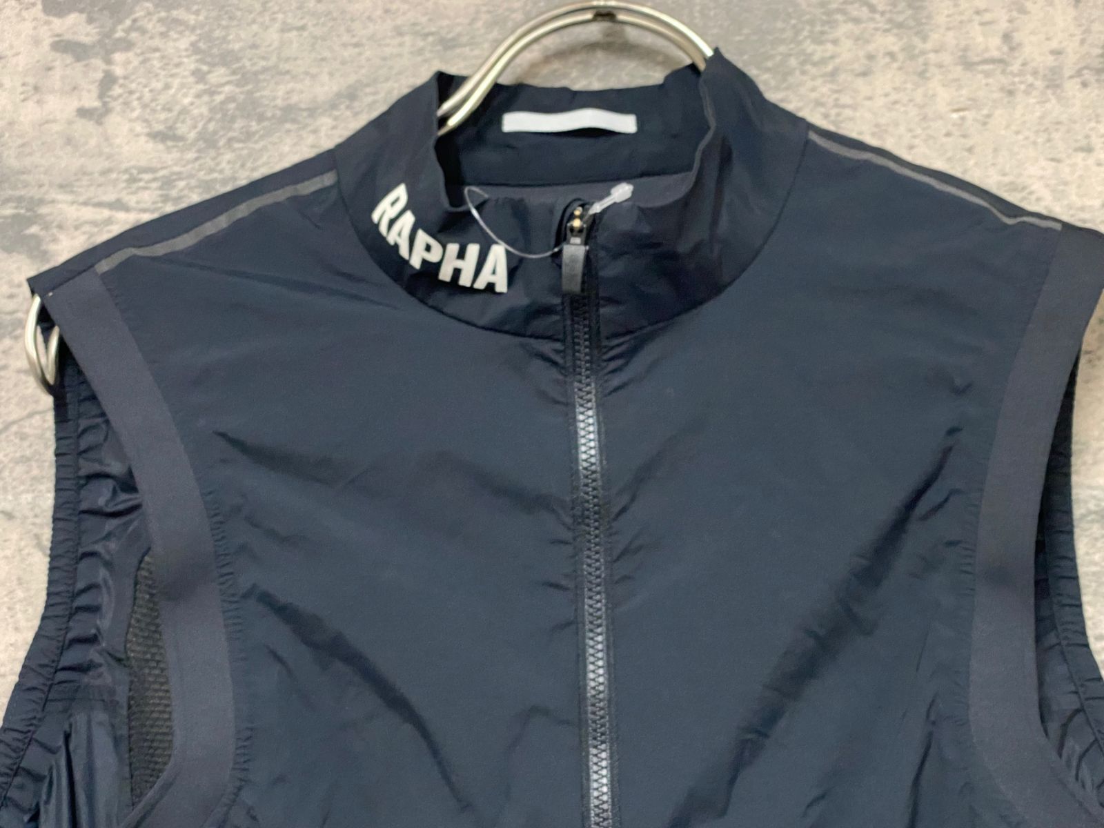 大得価，新品 JZ143 ラファ Rapha PRO TEAM LIGHTWEIGHT GILET