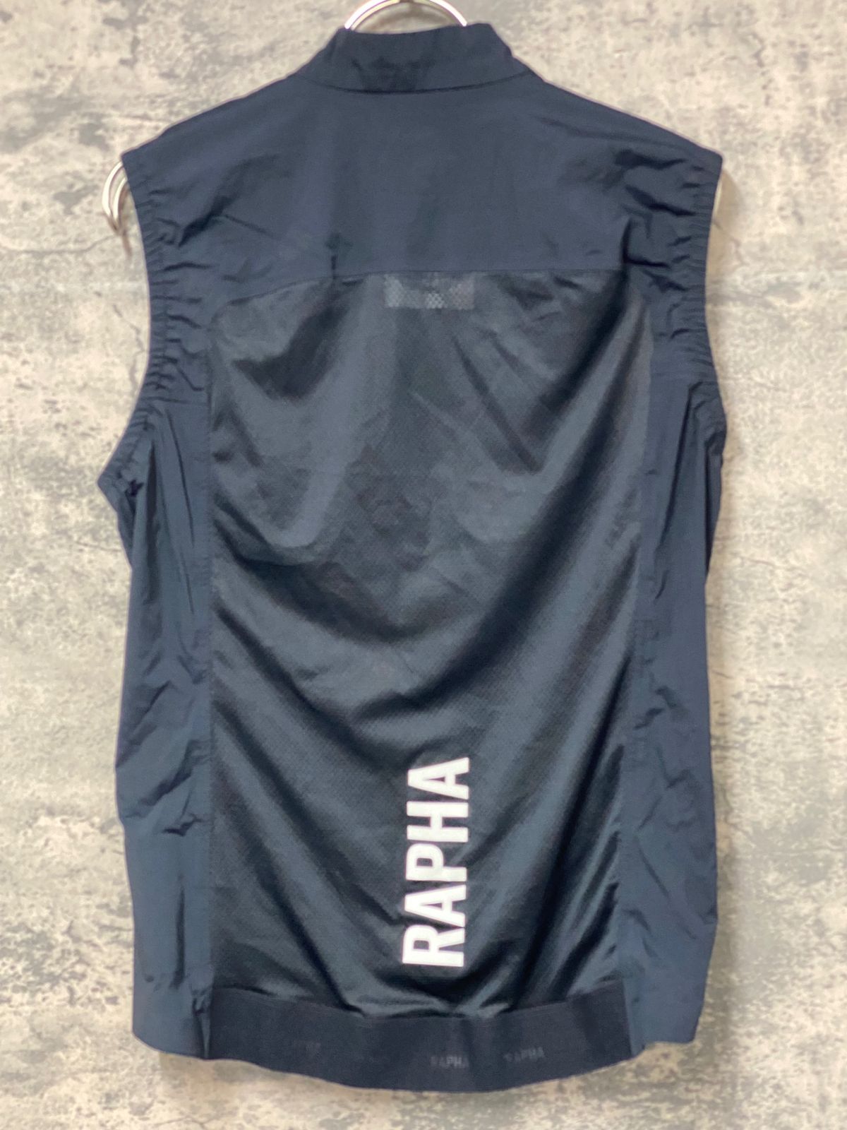 大得価，新品 JZ143 ラファ Rapha PRO TEAM LIGHTWEIGHT GILET
