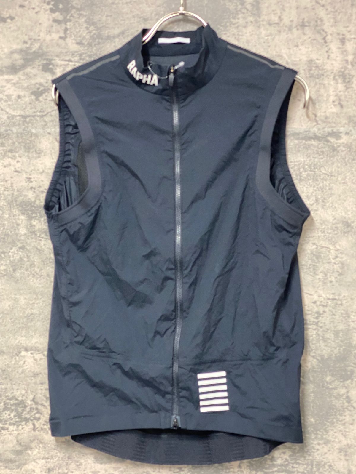 大得価，新品 JZ143 ラファ Rapha PRO TEAM LIGHTWEIGHT GILET