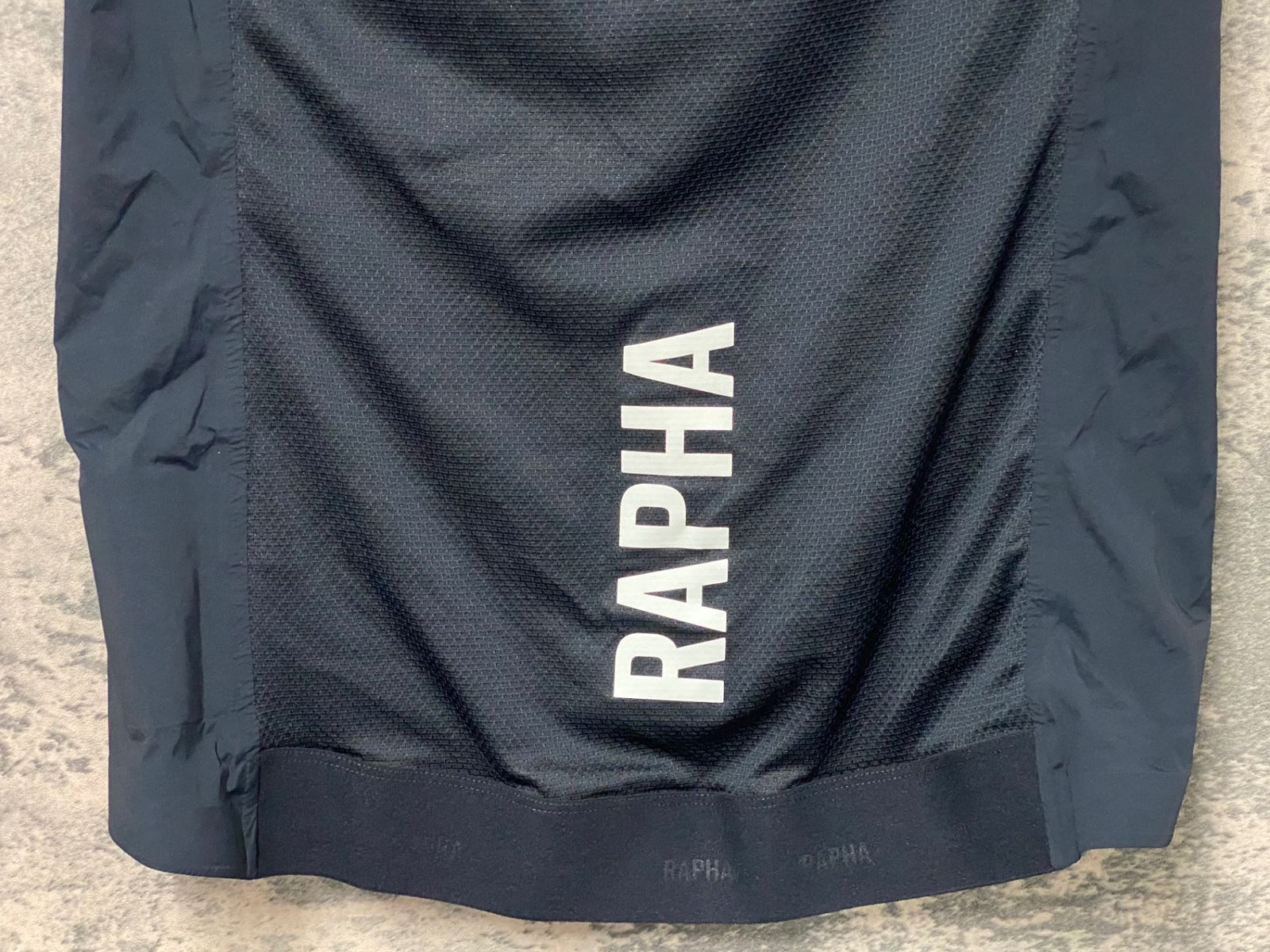 大得価，新品 JZ143 ラファ Rapha PRO TEAM LIGHTWEIGHT GILET