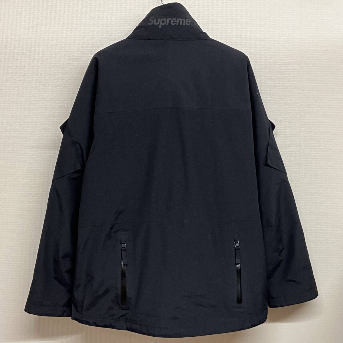 Supreme 2-In-1 Gore Tex Polartec Liner Jacket Black FW-23