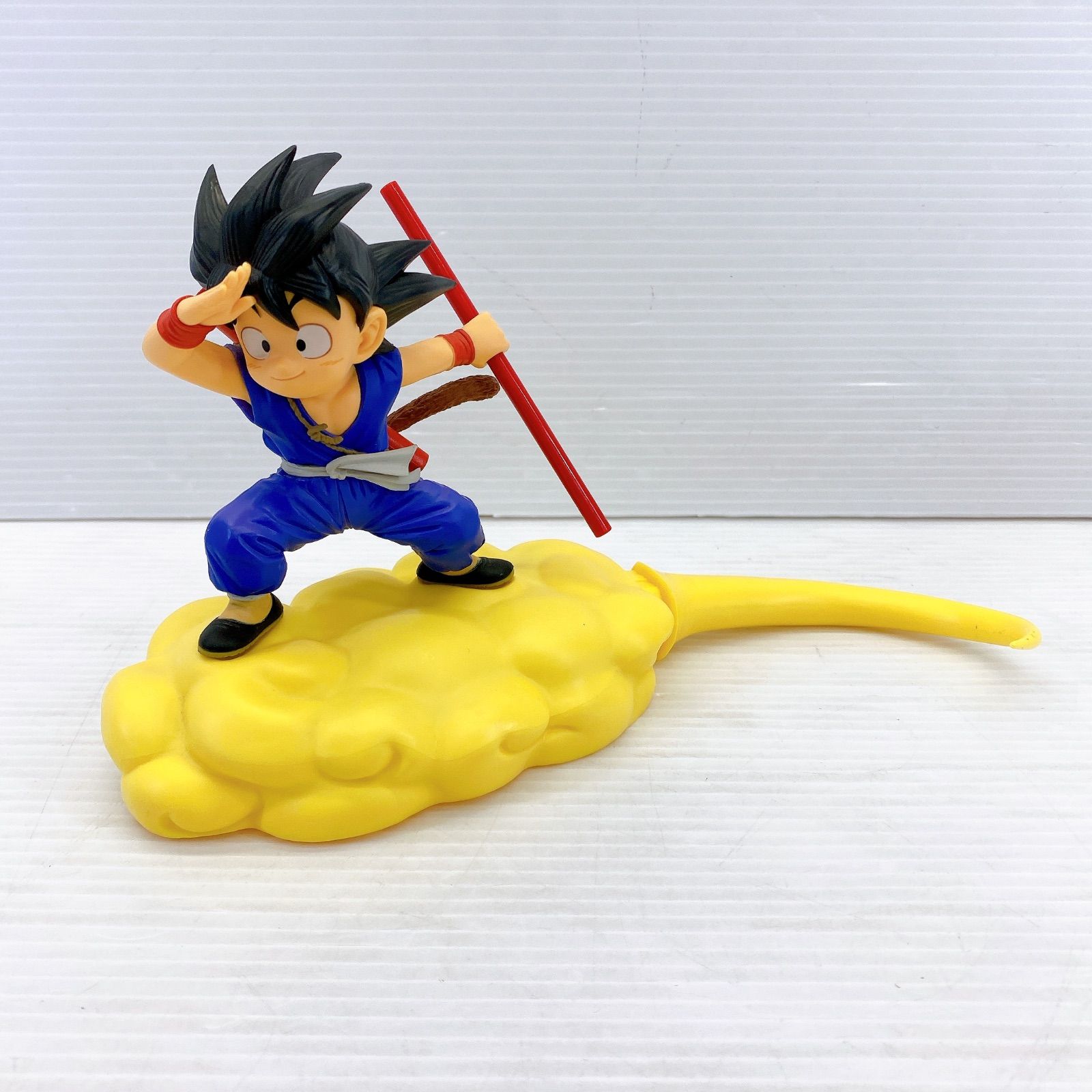 □ドラゴンボール フィギュア それいけ! 筋斗雲!! 孫悟空 少年期 中古
