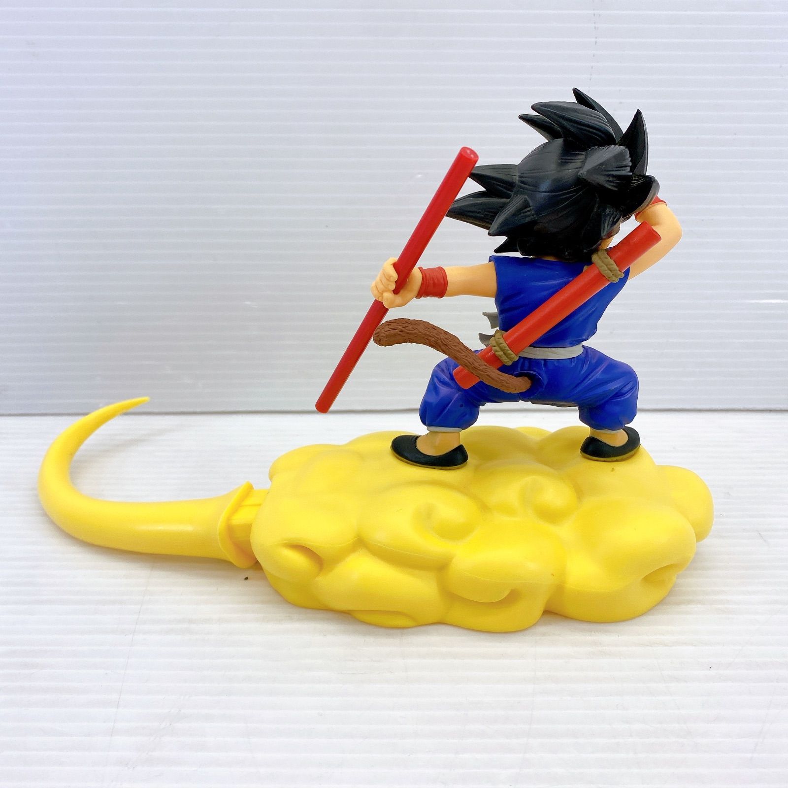 □ドラゴンボール フィギュア それいけ! 筋斗雲!! 孫悟空 少年期 中古