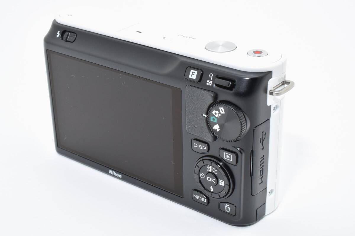 ☆美品☆Nikon ニコン 1 J1 ボディ #55562 ニコン Nikon1 J5 ボディ