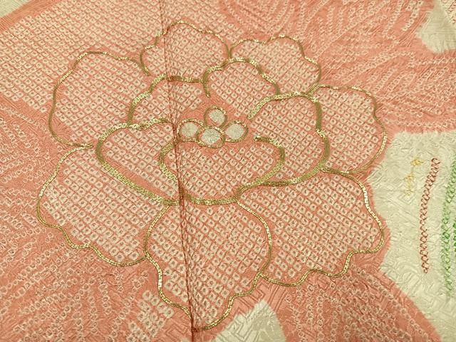 平和屋着物●豪華振袖　総絞り　駒刺繍　牡丹　正絹　逸品　AABG5797ph 平和屋着物○豪華振袖 総絞り 駒刺繍 草花丸文 黒地 金彩 正絹 逸品