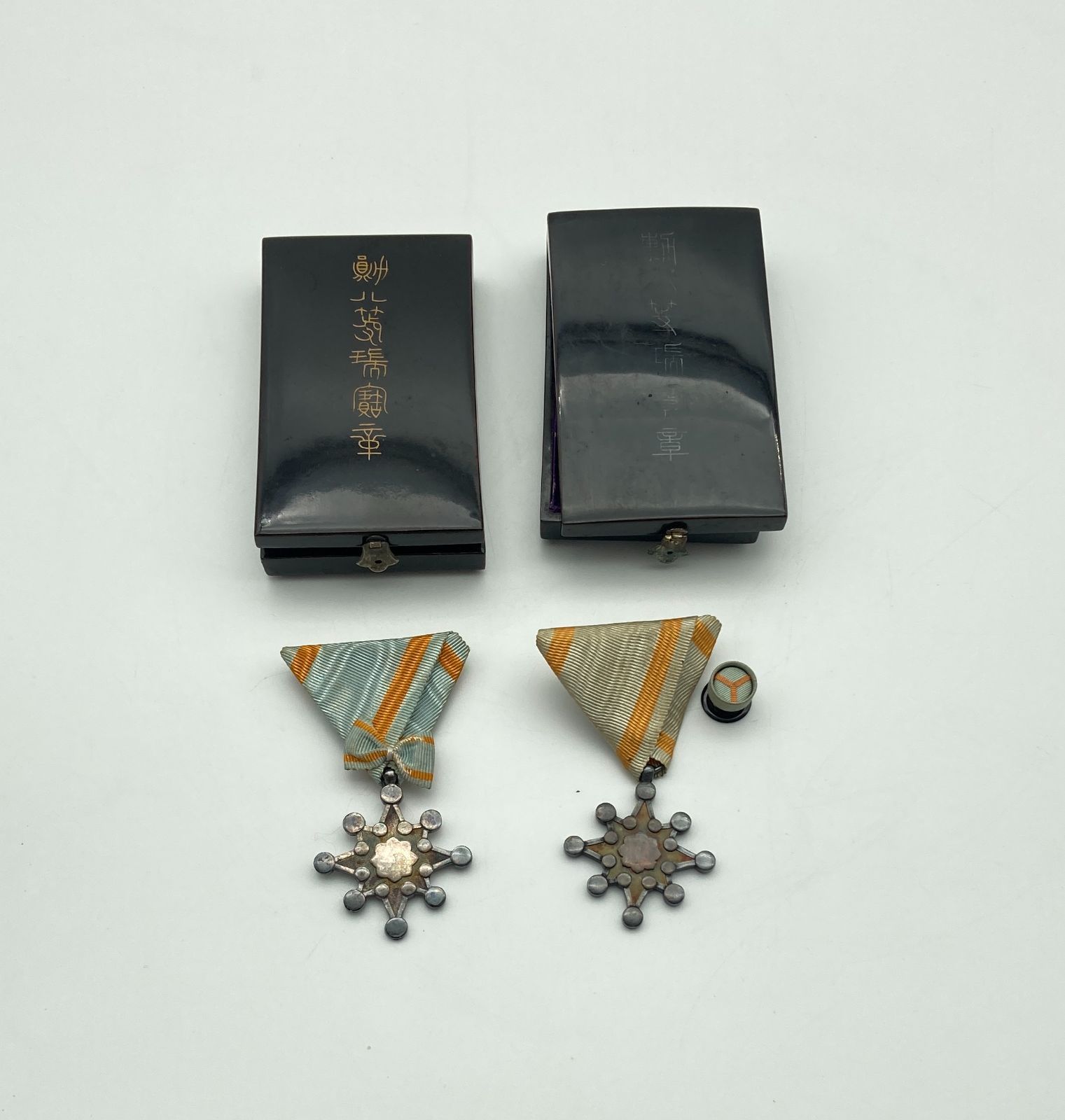 アンティーク品 勲章「勲八等瑞宝章（くんはっとうずいほうしょう）」2