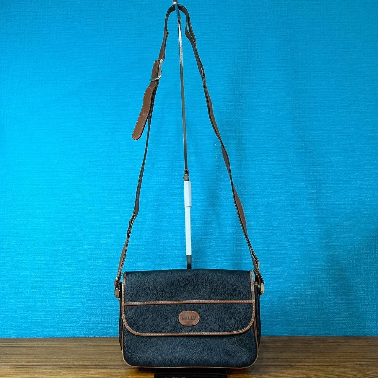 WB79 BALLY INTERNATIONAL バリー ショルダーバッグ ブラウン系 