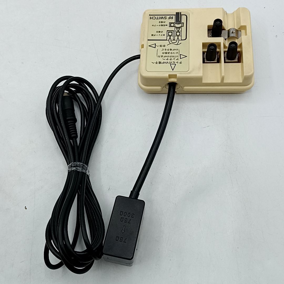 中古動作品】レア 四角ボタンファミコン 本体一式セット ACアダプタ RF