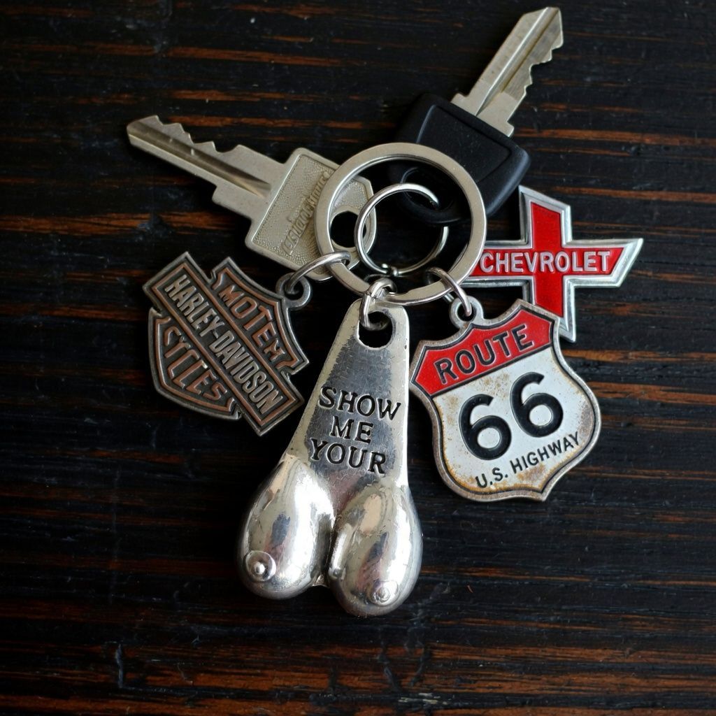 オッパイ USA DESIGN SEXY BOOBS KEYCHAIN セクシー おっぱい オッパイ