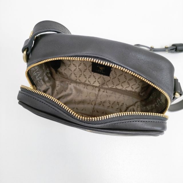 sot ELEGANZAレザー ミニショルダーバッグ 定価29700円 ショルダーバッグ ブラック レディース ソット【中古】6-0101G∞ sot ELEGANZAレザー ミニショルダーバッグ 定価29700円 ショルダー