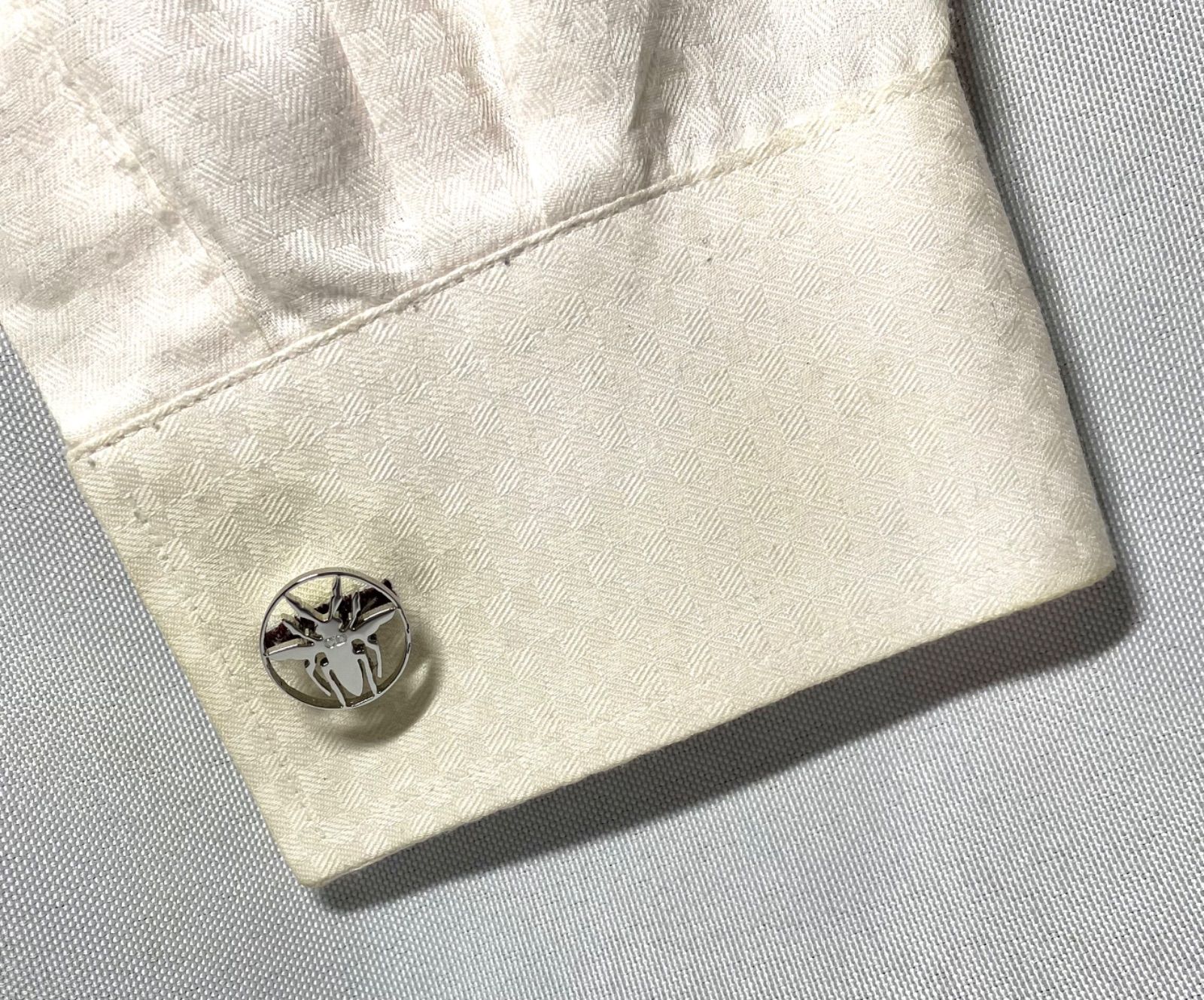 美品 希少 Dior Homme ディオールオム CDロゴ ビーデザインカフス