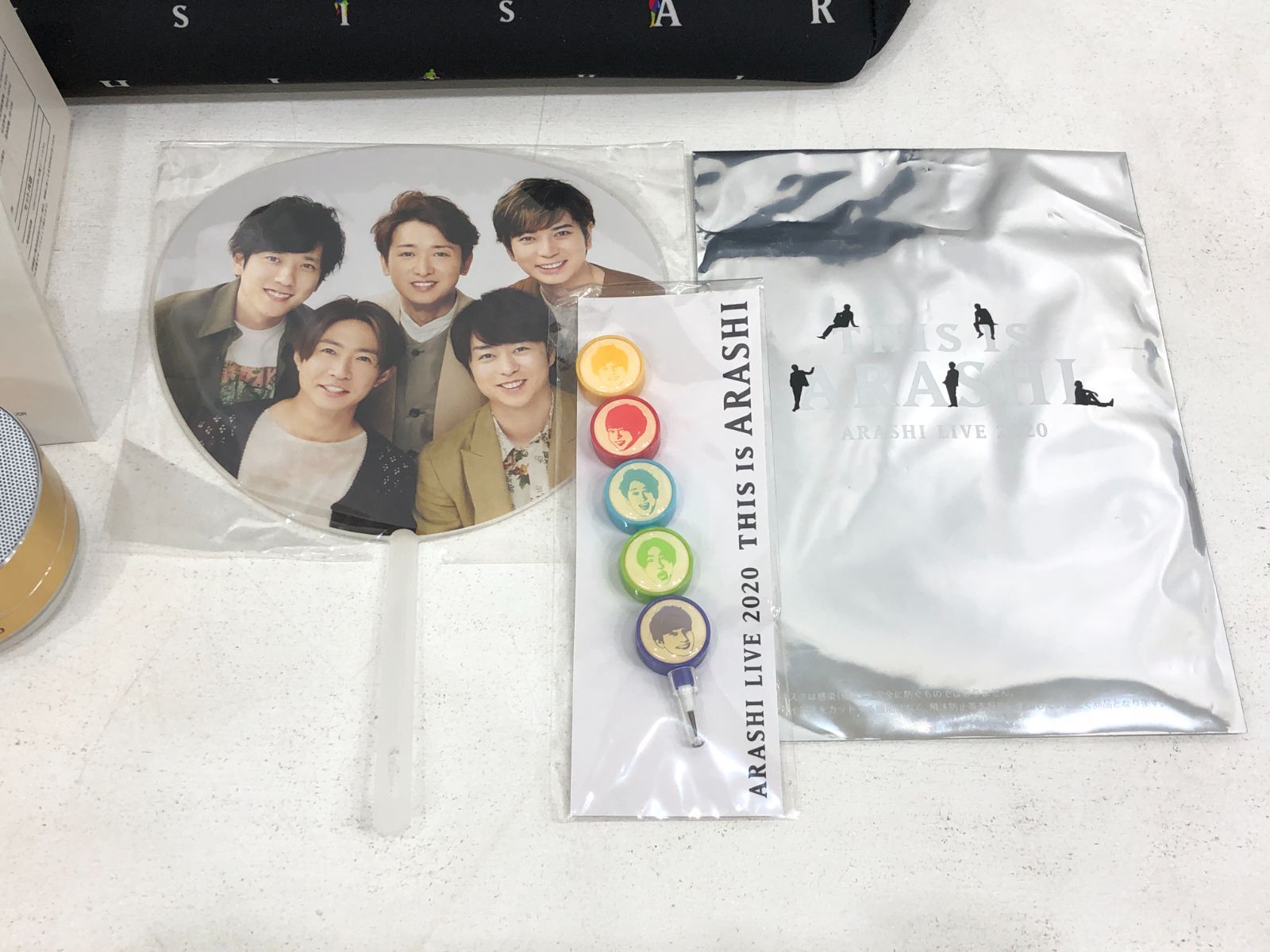小牧店】嵐 2020 THIS IS ARASHI グッズまとめ 【T352-3285】 | Shop