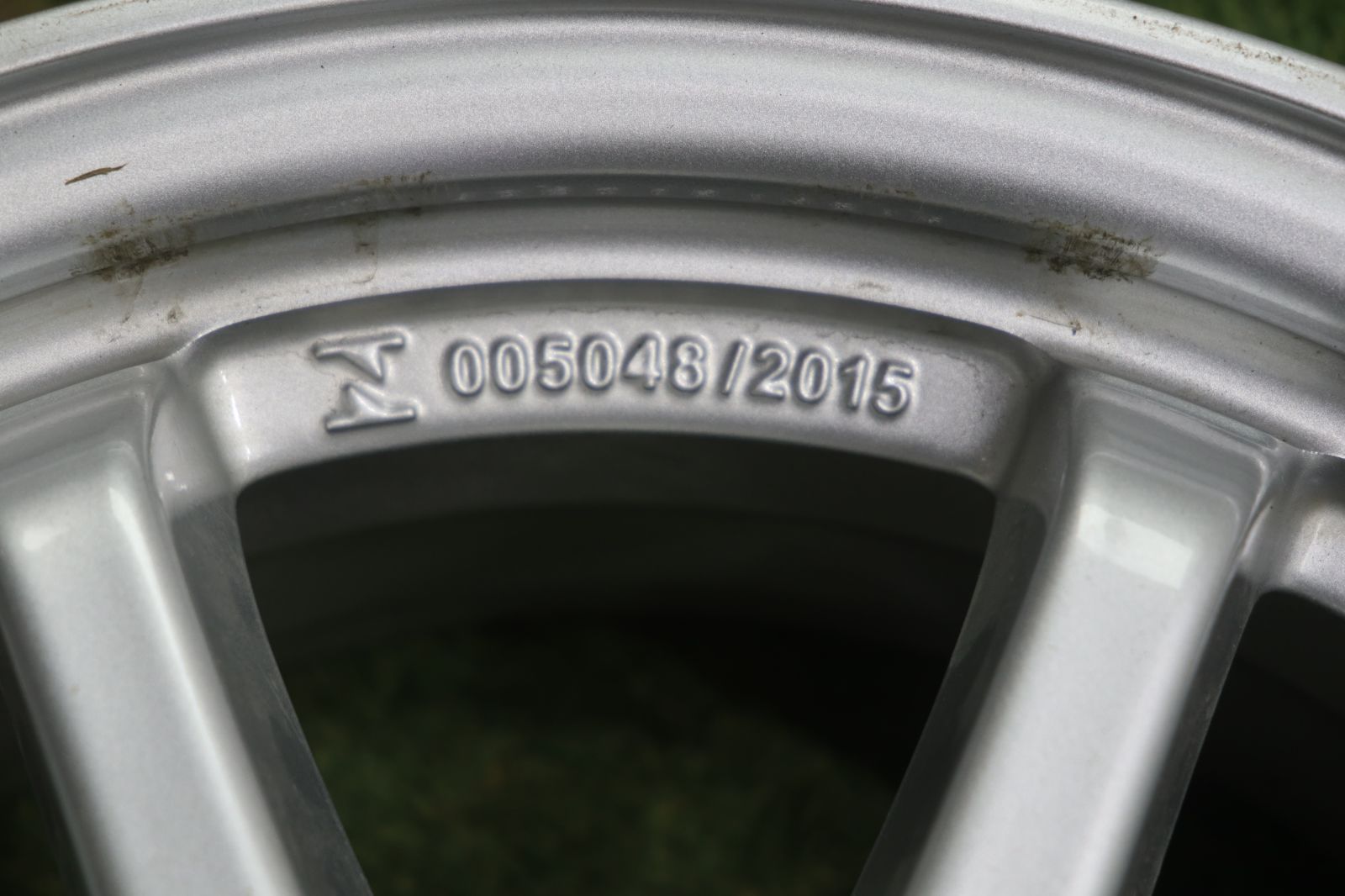 1(S1587)☆トヨタ純正ホイール 50系プリウス前期/15×6.5J+40/5H 100