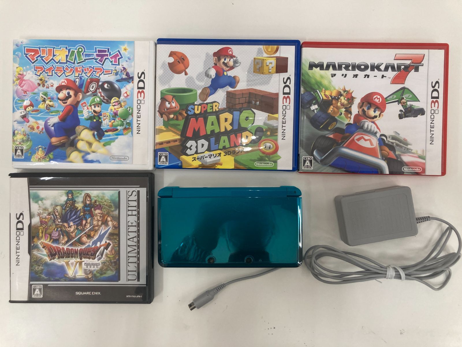 ニンテンドー Nintendo 3DS 本体 ターコイズ ゲーム ソフト 4本 付き 